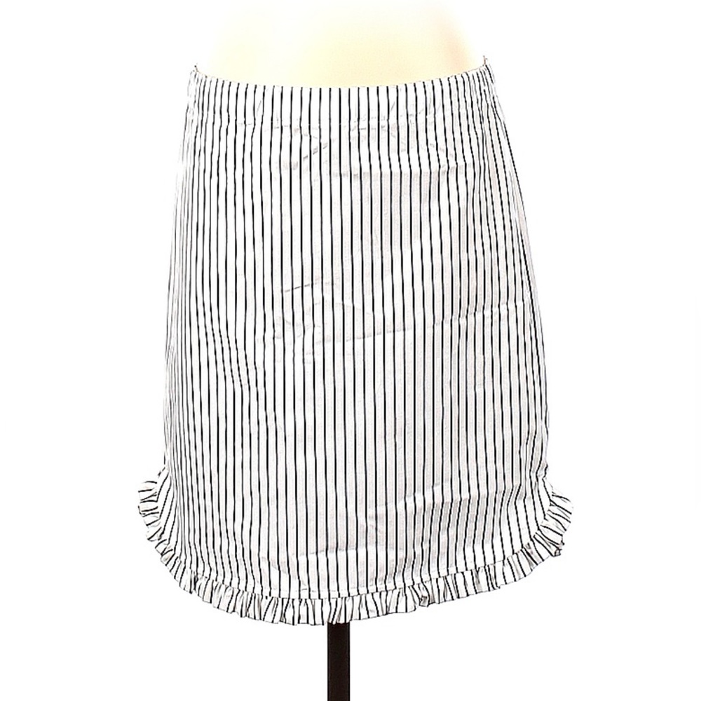 Creatures of Comfort White and Navy Striped Skirt🤍🖤🤍